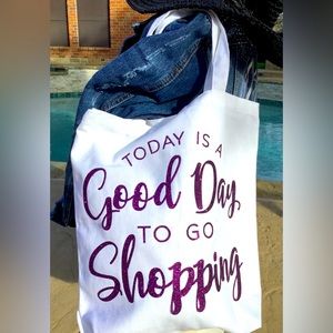 New “Good Shopping Day” white shopping tote! Glittered lettering, 100% cotton.